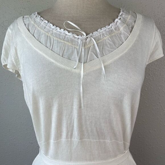 Tapemeasure White Top Size L EUC - Picture 2 of 7